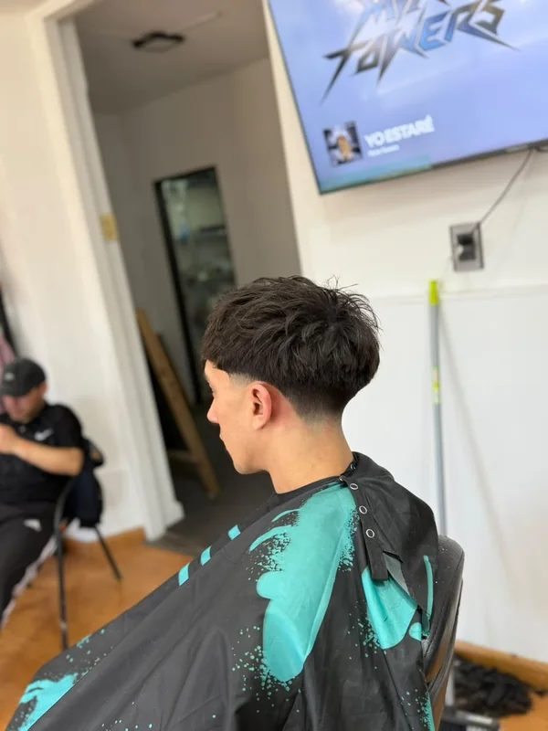 Corte texturizado con taper fade — Barber Bros, Pigüé
